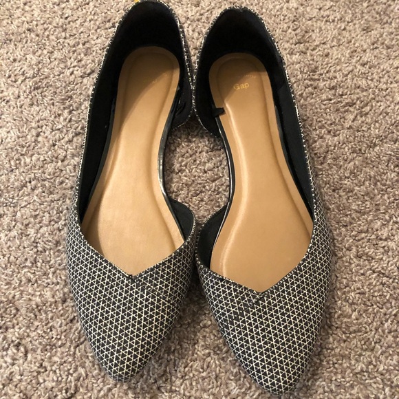 GAP Shoes - Gap black and white loafer/flats